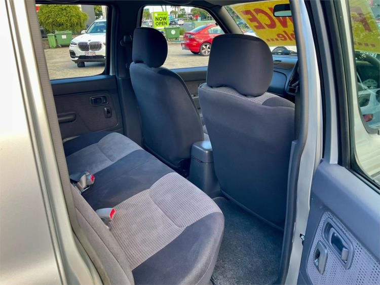 ko d22 Navara finance now 8.jpg